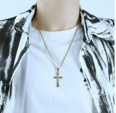 Men's Cross Pendant Necklace