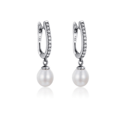 Sparkling Freshwater Pearl Drop Earrings